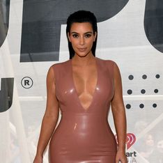 Kim Kardashian enceinte dévoile (encore) ses dessous lors de la Fashion Week (Photos)
