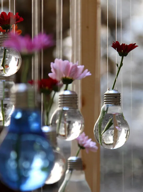 33 ideas DIY para reciclar bombillas antiguas