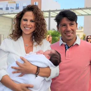 Pastora Soler presenta a Estrella, su primera hija