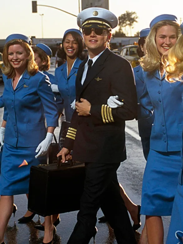 50 imágenes que demuestran por qué nos pierden los hombres en uniforme