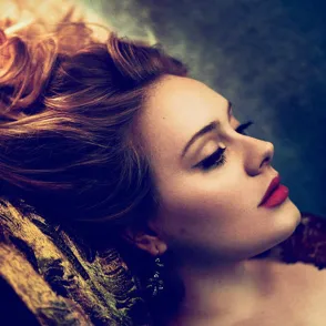 ¿Volverá a arrasar? Escucha, por fin, el nuevo single de Adele, 'Hello'