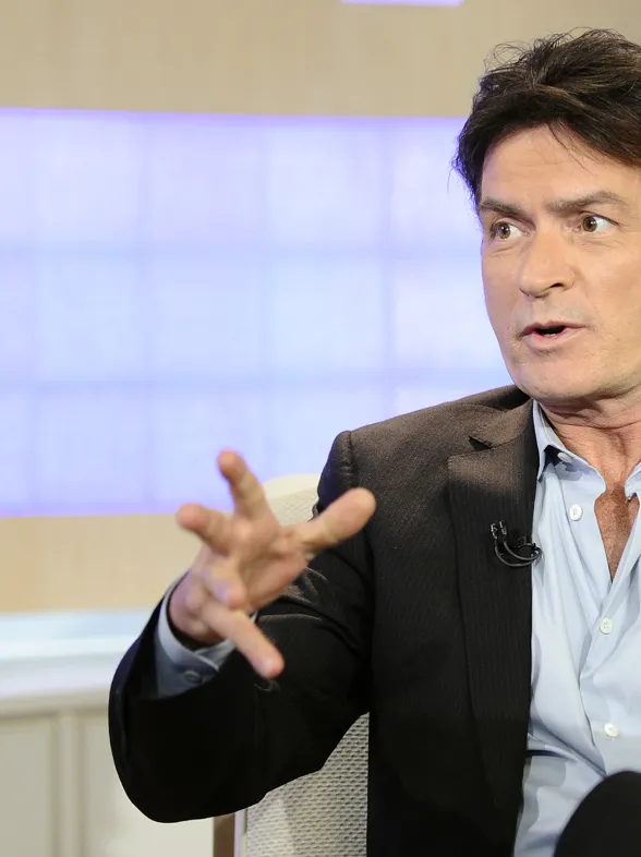 Charlie Sheen anuncia que tiene VIH: así reacciona su entorno