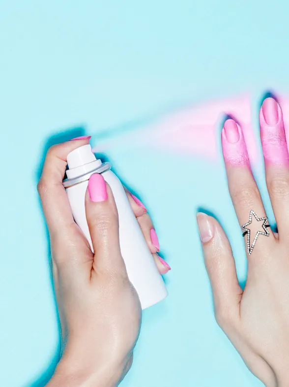 ¡Esmalte de uñas en spray! La revolución llega a tus manos