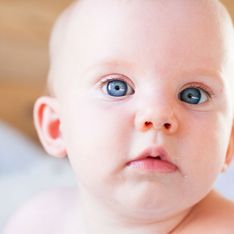 ¿Por qué cambia el color de los ojos en los bebés?