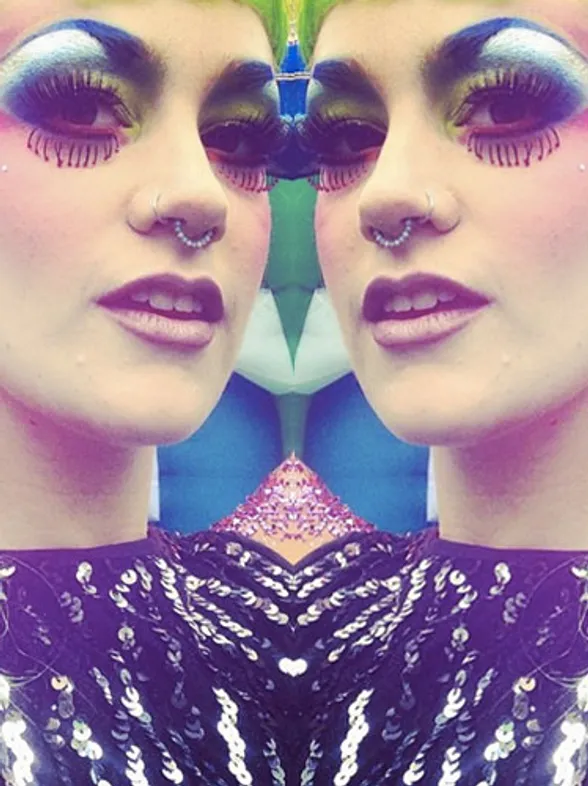 It's Official Glitter Beards Have Been Dethroned By Glitter Armpits
