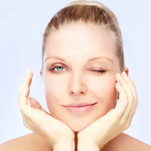 Las expertas opinan sobre el dispositivo de limpieza facial Luna y los limpiadores de día y noche de Foreo
