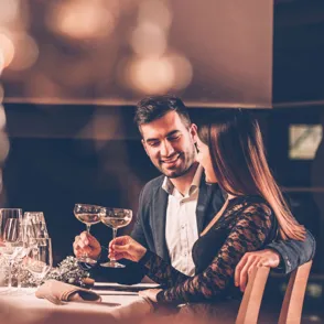 ¡Mesas llenas de amor! Los restaurantes más románticos de Madrid