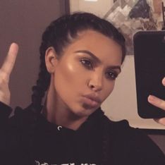 Kim Kardashian dévoile le secret de ses selfies parfaits (Photo)
