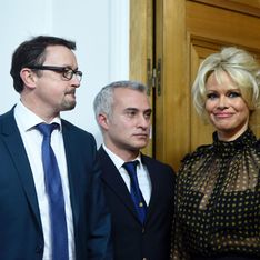Pamela Anderson pousse un coup de gueule contre les députés français (VIDÉO)