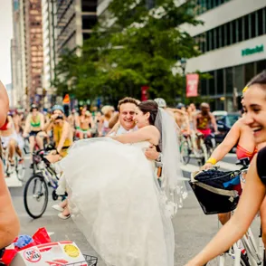 ¡Pillados durante una boda! Las fotos más divertidas que puedes imaginar