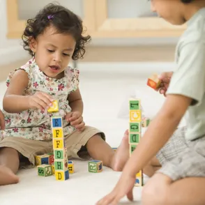 ¿Por qué es tan importante que los niños jueguen?