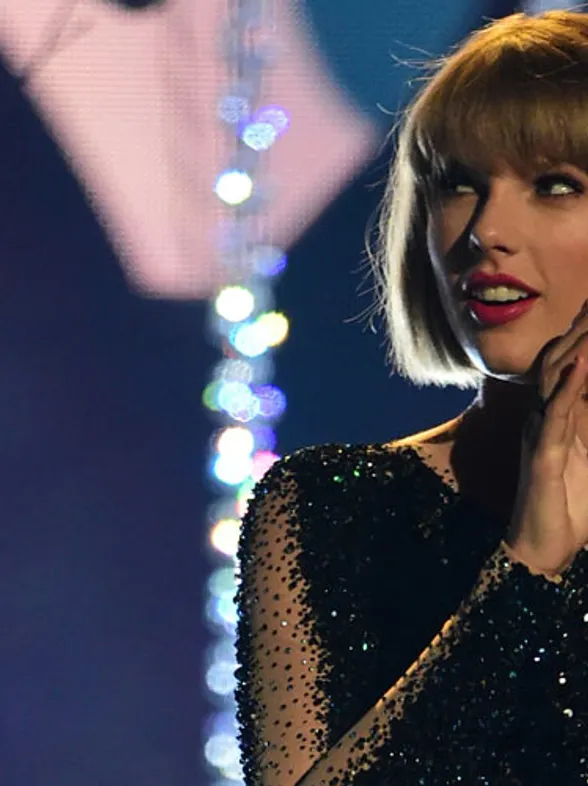 El pop de Taylor Swift triunfa en los Grammy 2016
