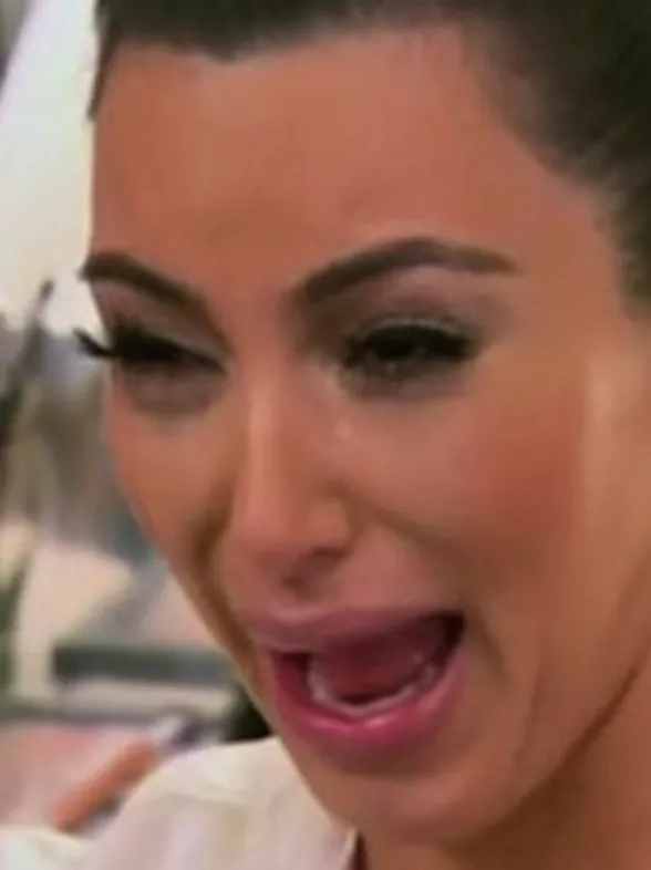 20 Stages Everyone Goes Through When They Smash Their Phone