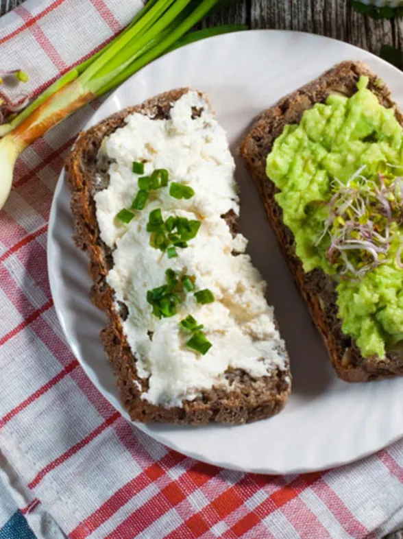 7 ideas para eliminar la sal de tus comidas sin renunciar al sabor