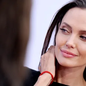 Angelina Jolie, ingresada por su extrema delgadez