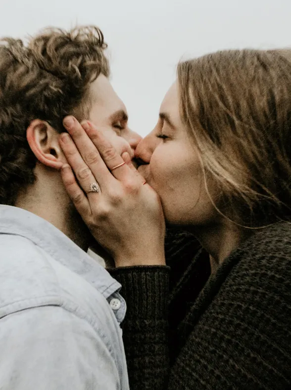 ¡Que se besen! 5 trucos para dar un buen beso