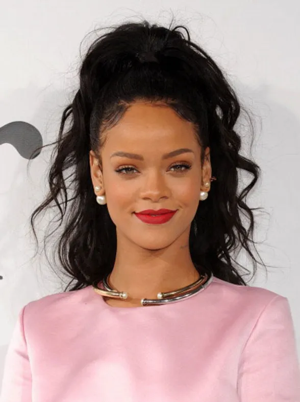 Cue The Feels! Rihanna's Finally Launching Her Very Own Fenty Beauty Range Soon