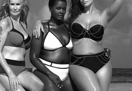 Ashley Graham pose en bikini pour célébrer le corps de chaque femme