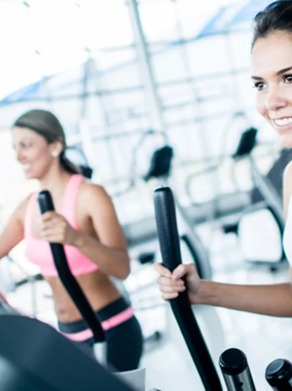 Fácil de usar y muy efectiva: 5 beneficios de un entrenamiento con elíptica