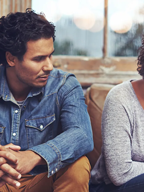 Levei um fora do(a) namorado(a) – ou ficante, marido... O que fazer?