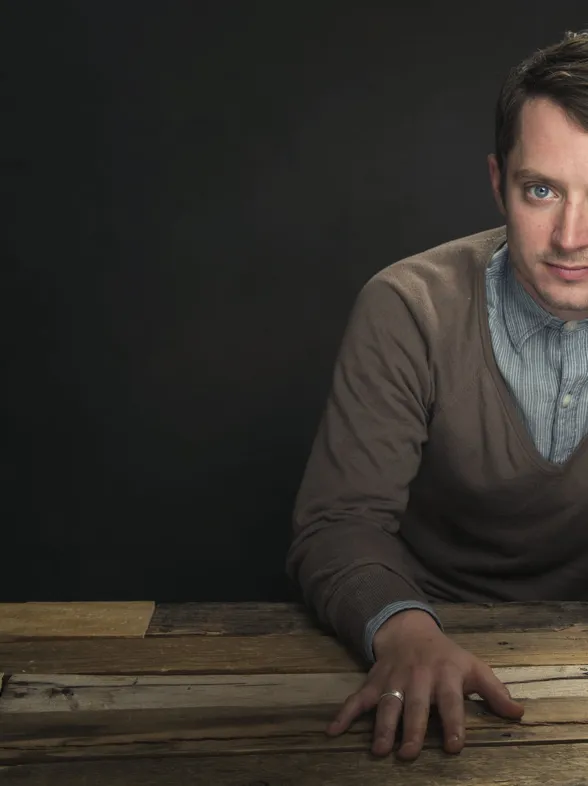 Elijah Wood denuncia abusos a menores en Hollywood