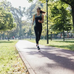 Hacer deporte a la hora de la comida: sesiones de entrenamiento de 30 minutos
