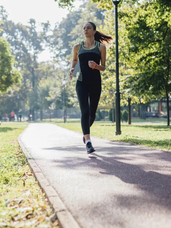 Hacer deporte a la hora de la comida: sesiones de entrenamiento de 30 minutos