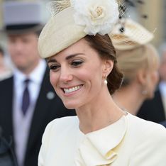 Kate Middleton recycle la robe du baptême de George pour une garden party (Photos)