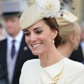 Kate Middleton y otras princesas que reciclan sus vestidos