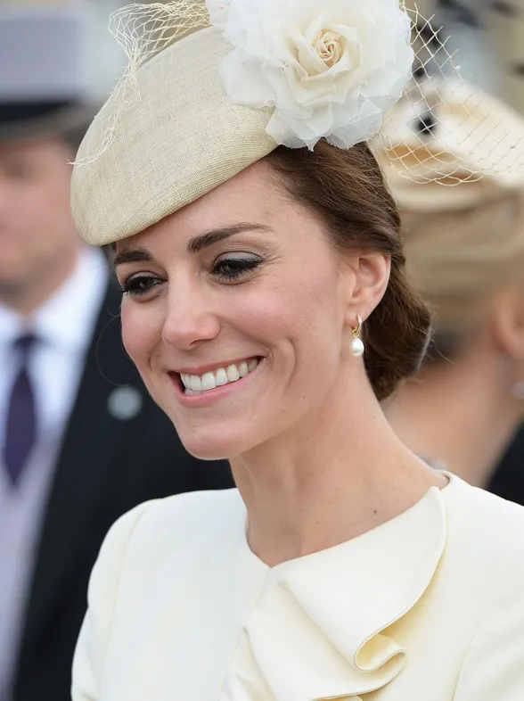 Kate Middleton y otras princesas que reciclan sus vestidos