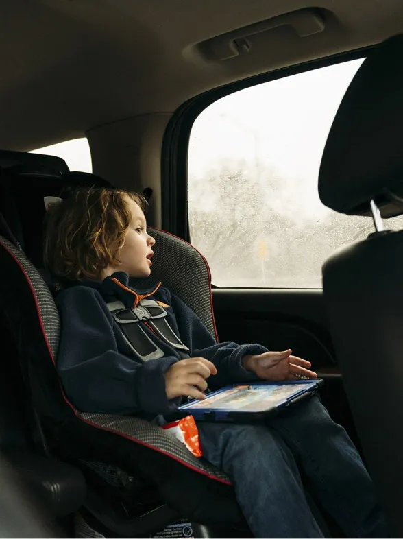 '¿Cuánto queda?': Gadgets que harán que viajar con niños sea mucho más fácil