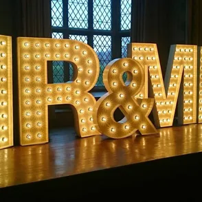Decora tu boda con lettering
