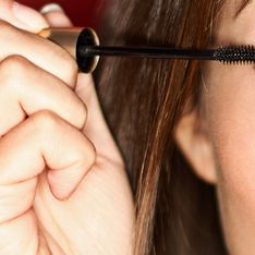 7 truques espertos para aumentar os olhos com maquiagem