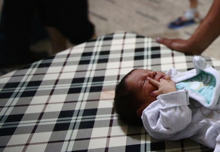Un nouveau-né meurt dans des bombardements d’hôpitaux en Syrie