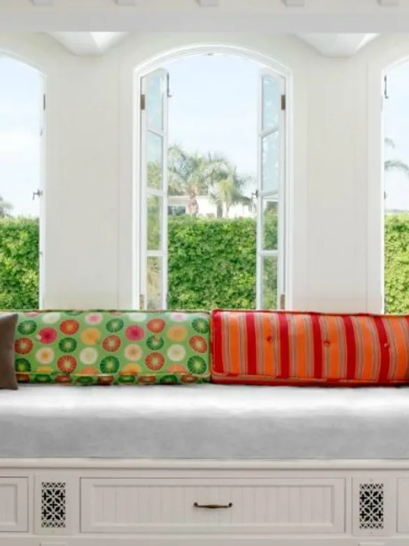 Asientos en las ventanas: 20 ideas para aprovechar este práctico espacio