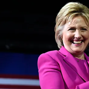 El estilo inconfundible de Hillary Clinton
