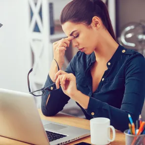 ¿Sufres estrés laboral? Claves para combatirlo