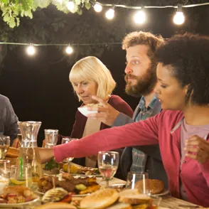 10 motivos por los que cenar en familia puede ser el mejor momento del día