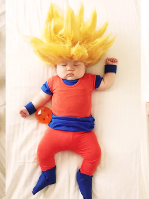 Este bebé no imagina en lo que se transforma mientras duerme