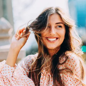 Cabello, piel y uñas: qué alimentos tomar para fortalecerlos