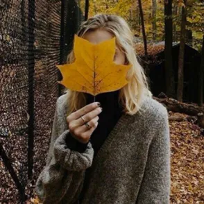 24 Things Every Girl Does In Autumn.