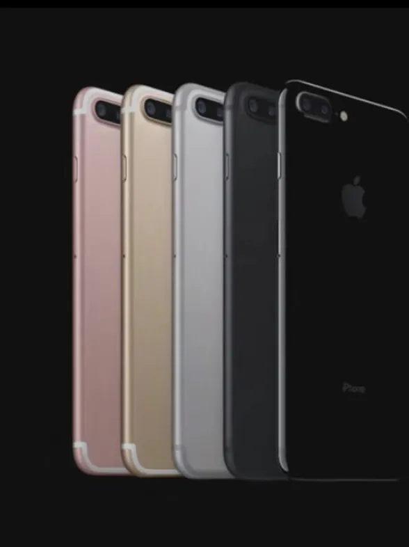10 Of The Funniest Reactions To The New Apple iPhone 7 Launch