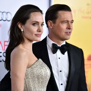 Angelina Jolie y Brad Pitt se divorcian