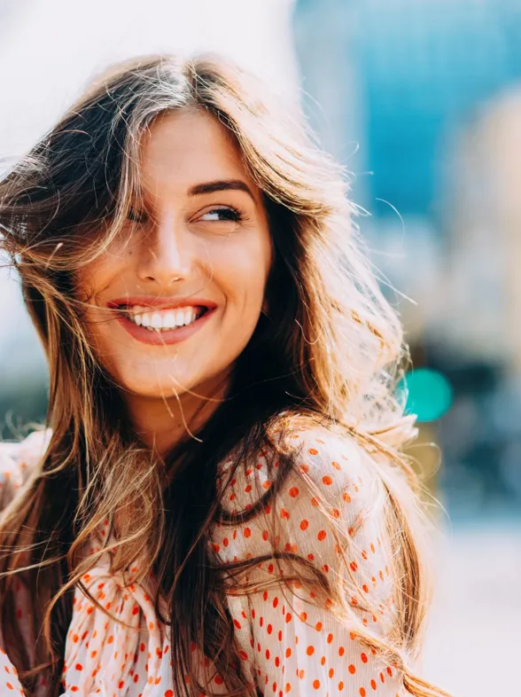 ¿Cómo frenar la caída del cabello? ¡Tenemos las claves!