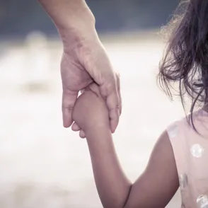 Rompiendo tabúes: ¿podemos arrepentirnos de ser madres?