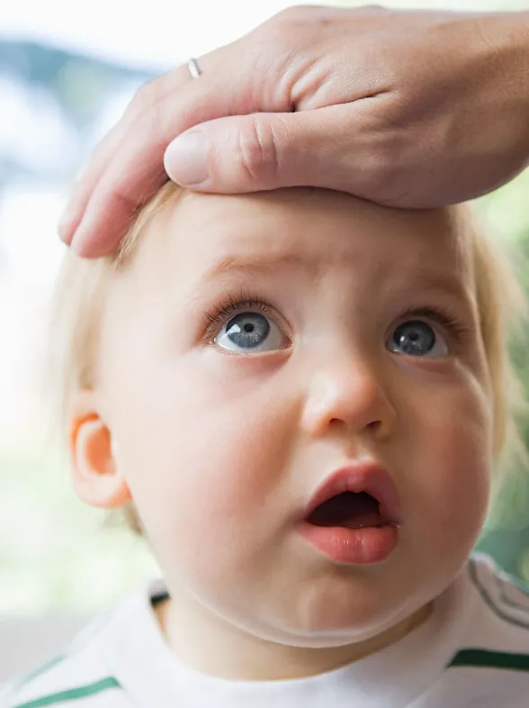 10 cosas que haces mal cuando tu hijo tiene fiebre