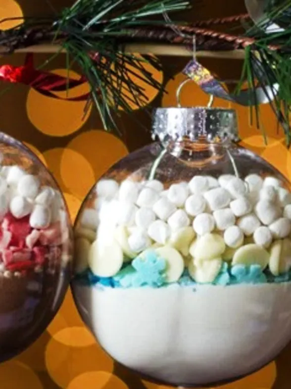 Un delicioso adorno navideño relleno de chocolate, ¿lo utilizarías?