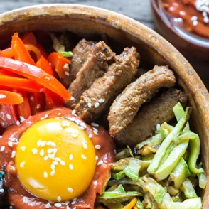 El bibimbap coreano ha llegado a nuestras vidas y te desvelamos sus secretos