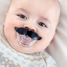 Nuckel, Schnuller & Co.: Was ist das Richtige für mein Baby?
