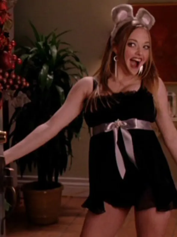 10 situaciones que se repiten cuando quedas en casa con tus amigas